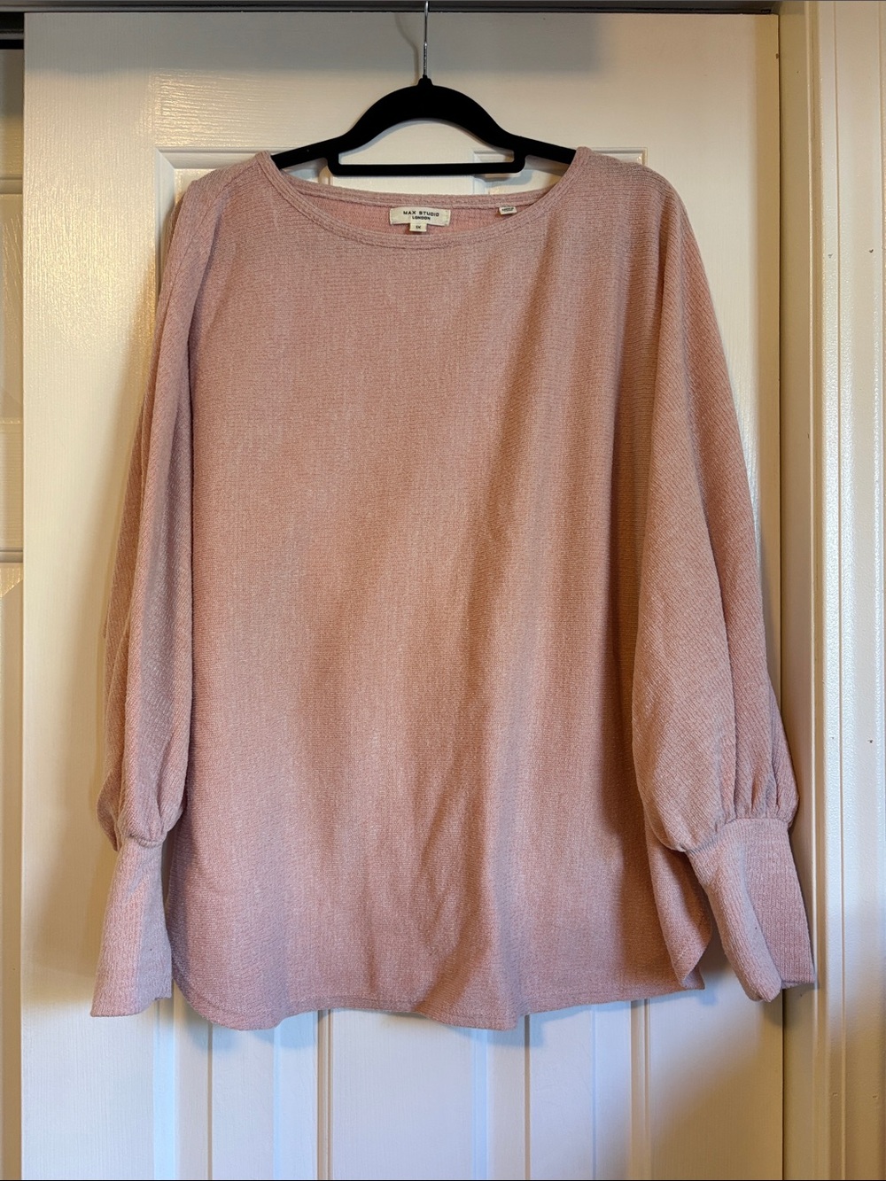 Max Studio Blush Pink Crewneck Pullover Sweater